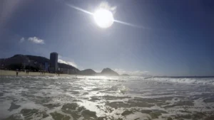 copacabana_zonaSulRiodeJaneiro_O Guia do verão na Zona Sul por quem vive o calor todo dia_